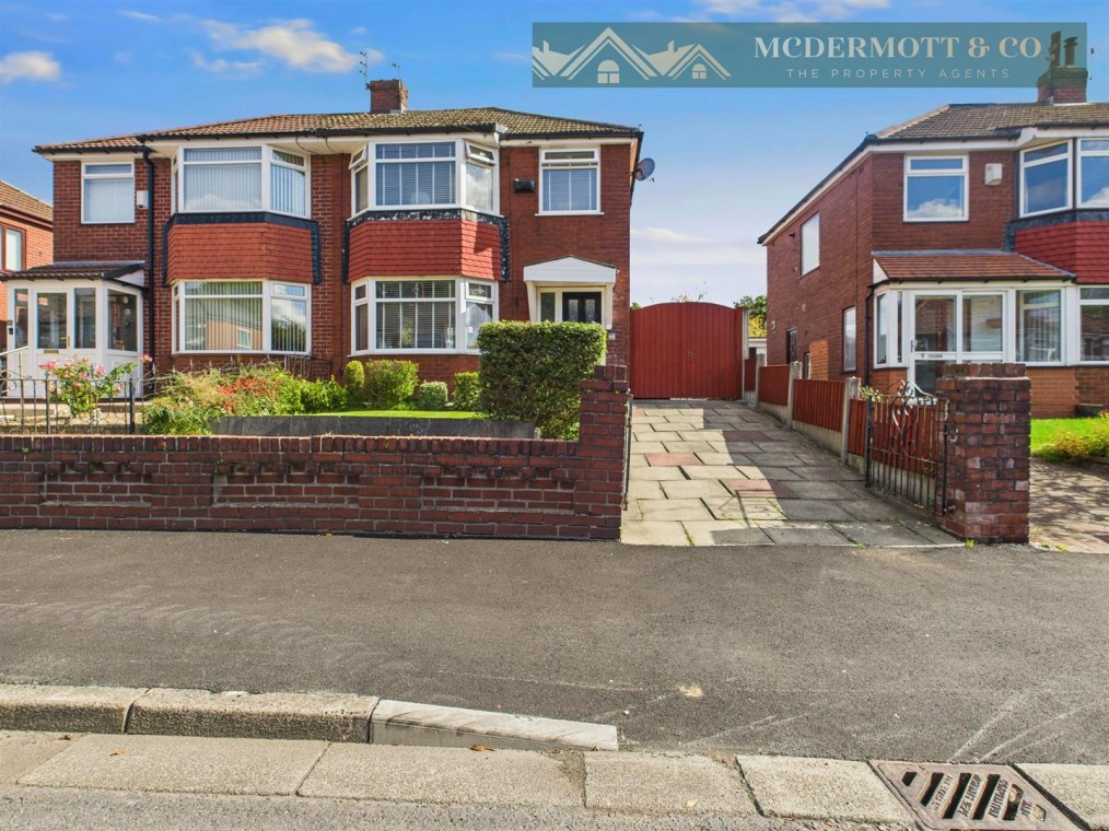 West Avenue, New Moston, Manchester