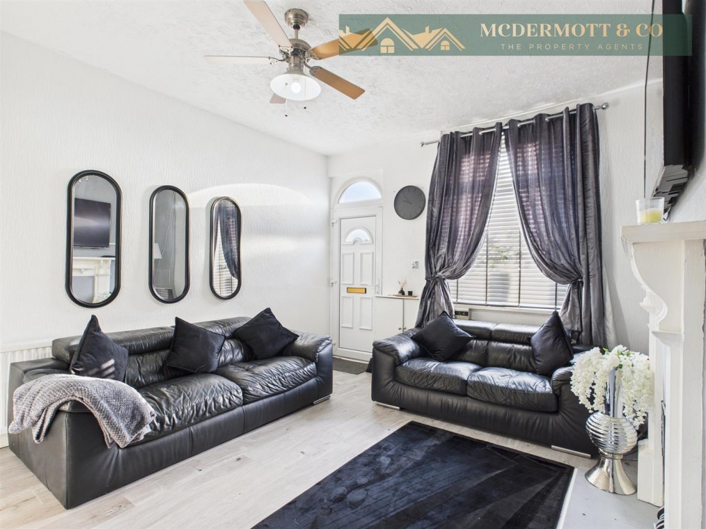 Oldham Road, Failsworth