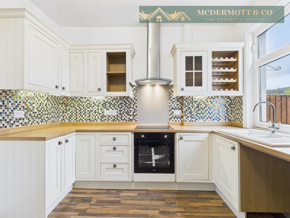 Manchester Road, Mossley