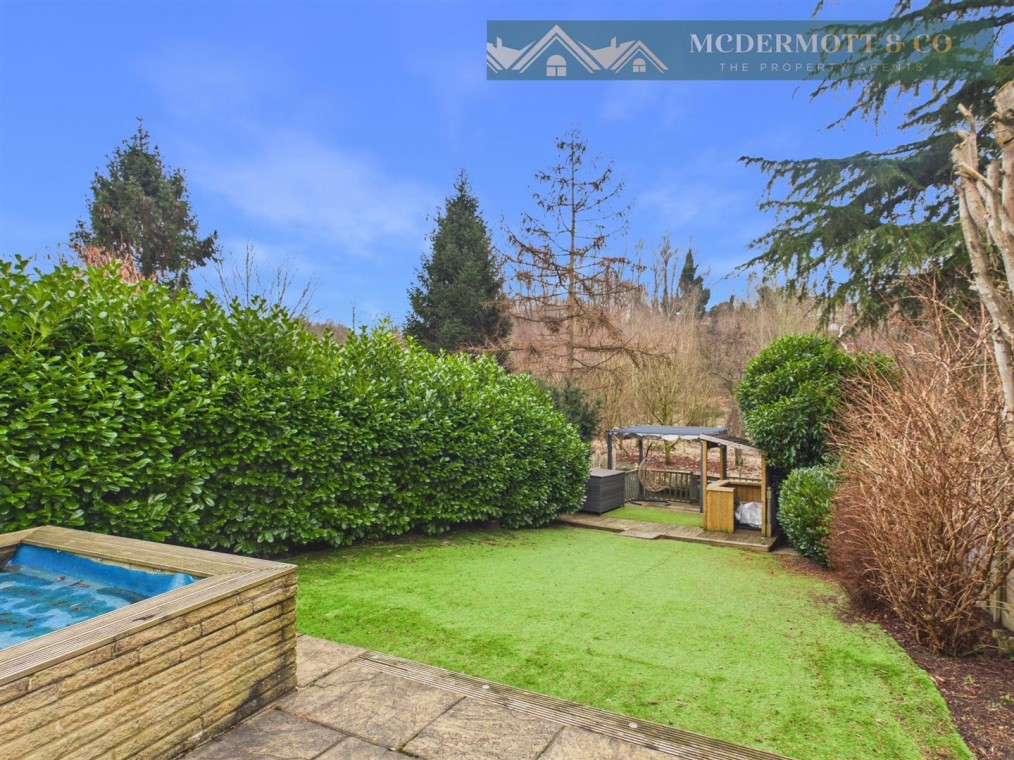 Davids Farm Close, Middleton