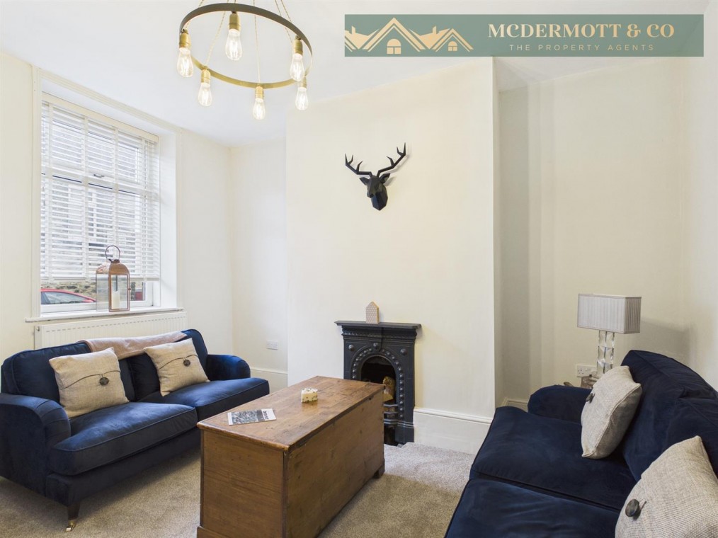 Earl Street, Mossley