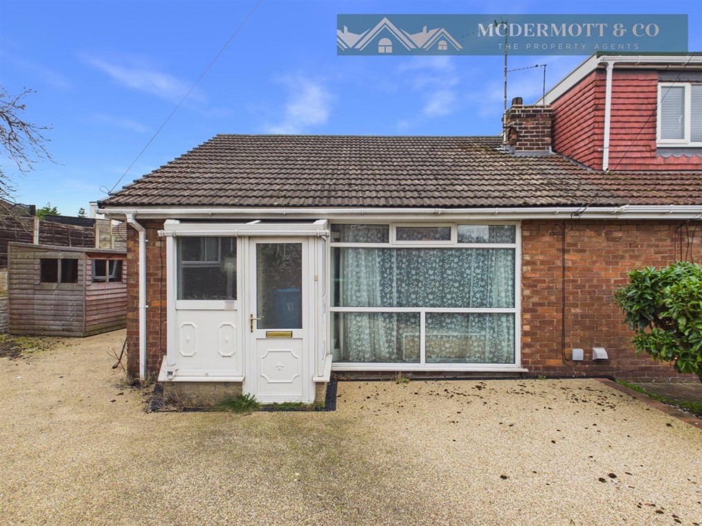 Ely Crescent, Failsworth