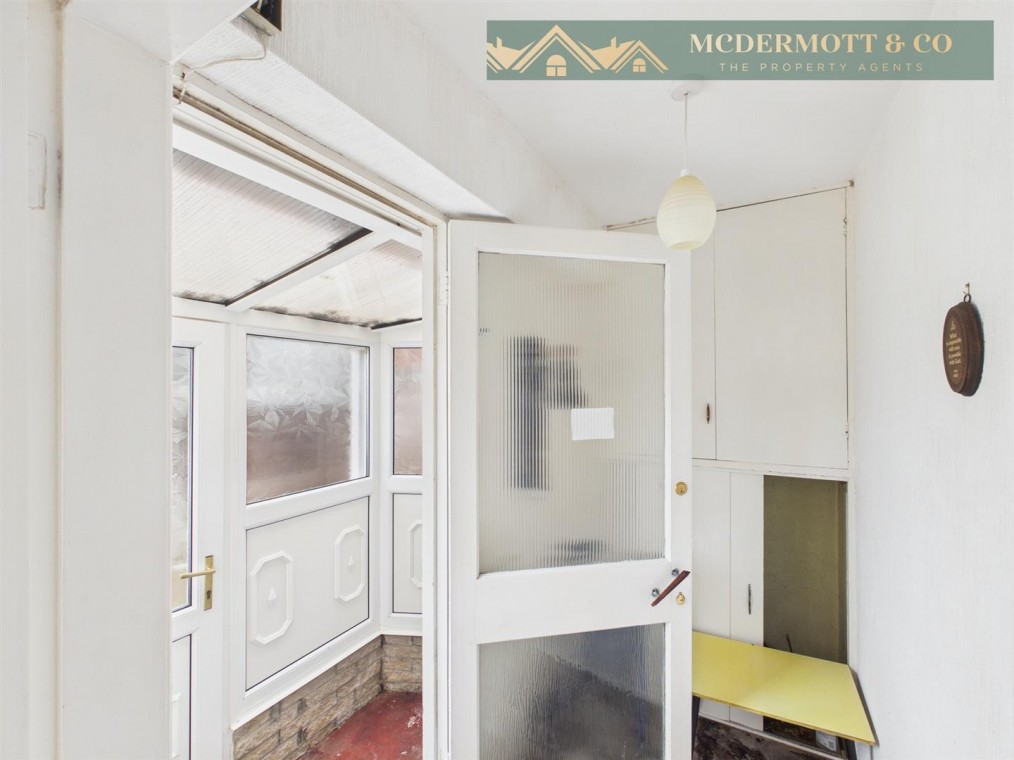 Ely Crescent, Failsworth