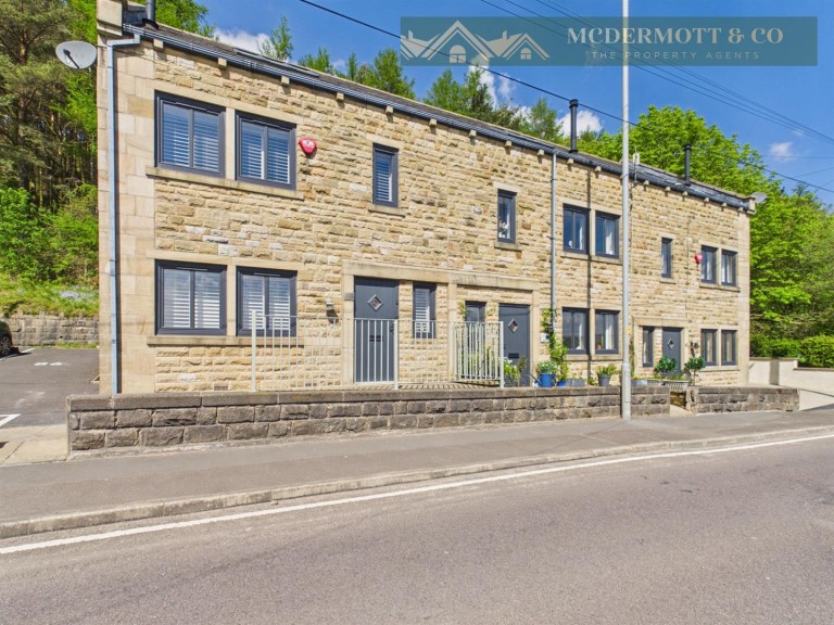 Oldham Road, Denshaw, Saddleworth