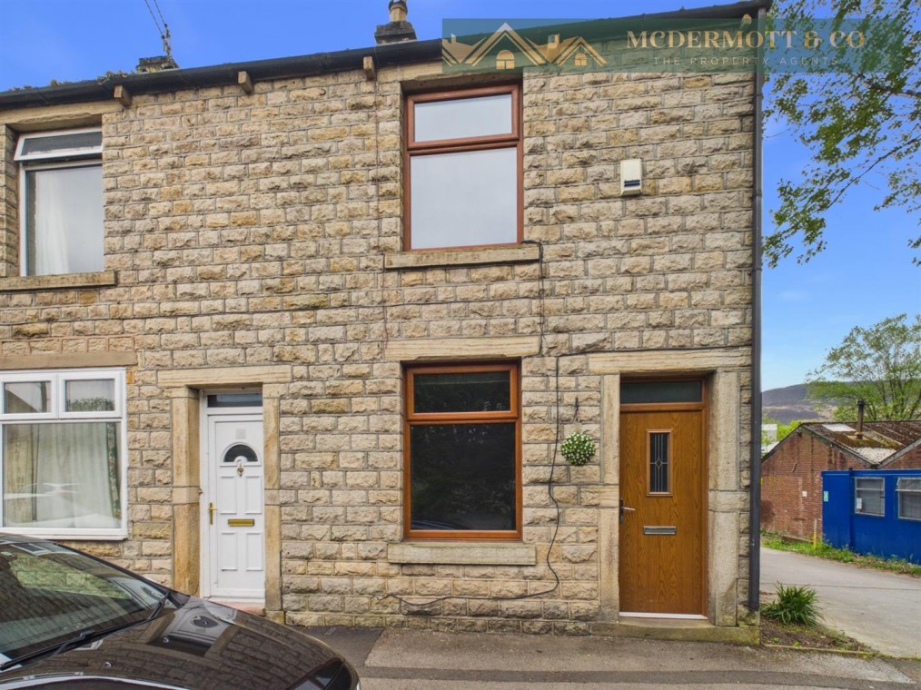 Wellington Road, Greenfield, Saddleworth