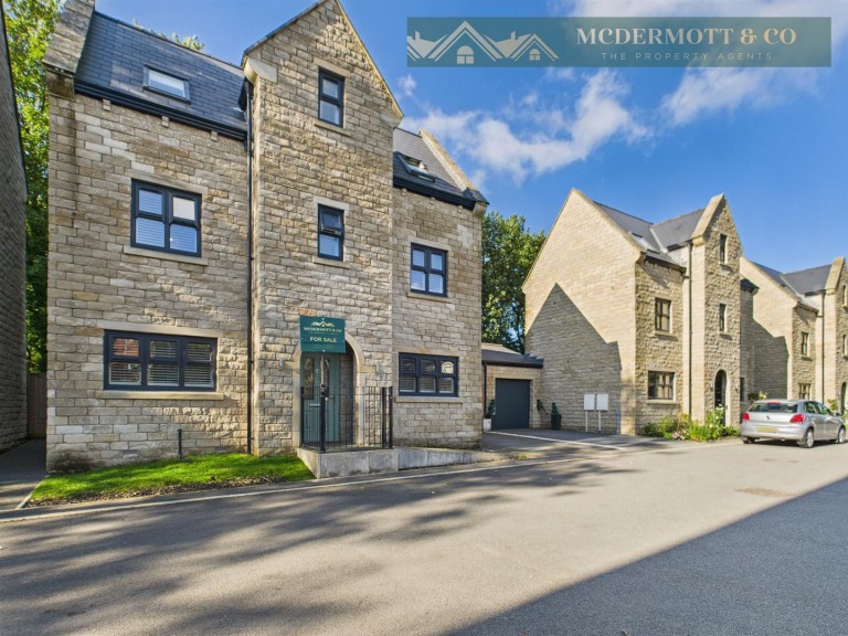 Alderman Close, Greenfield, Saddleworth