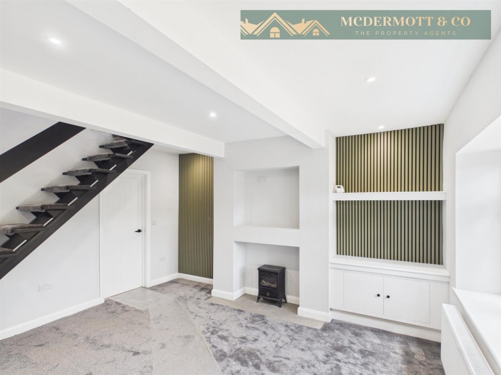 Manchester Road, Mossley, Ashton-Under-Lyne