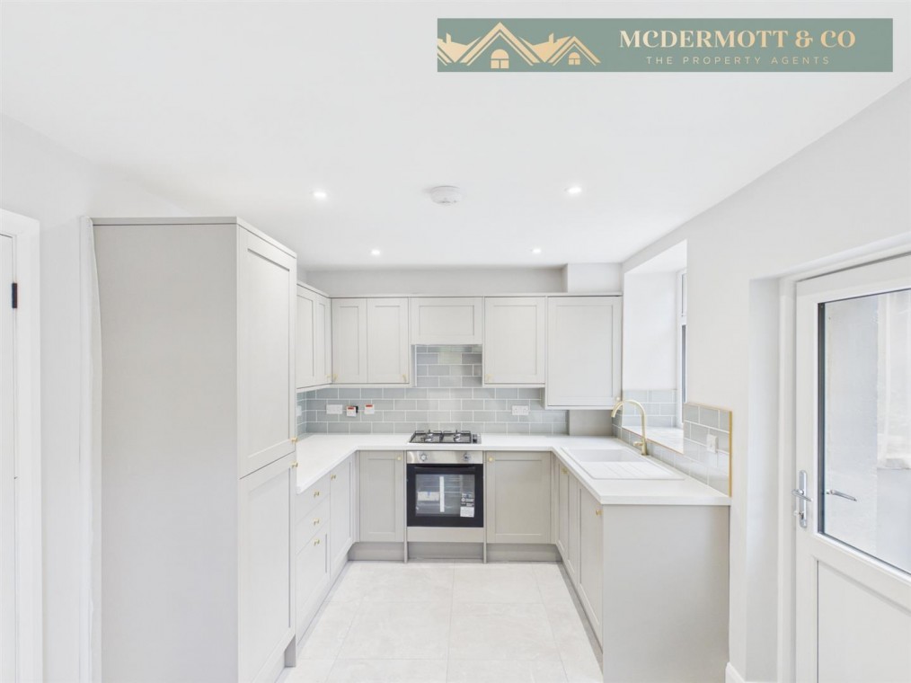 Manchester Road, Mossley, Ashton-Under-Lyne