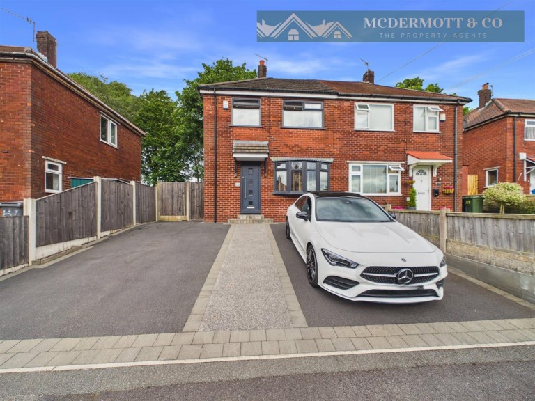 Clough Road, Failsworth
