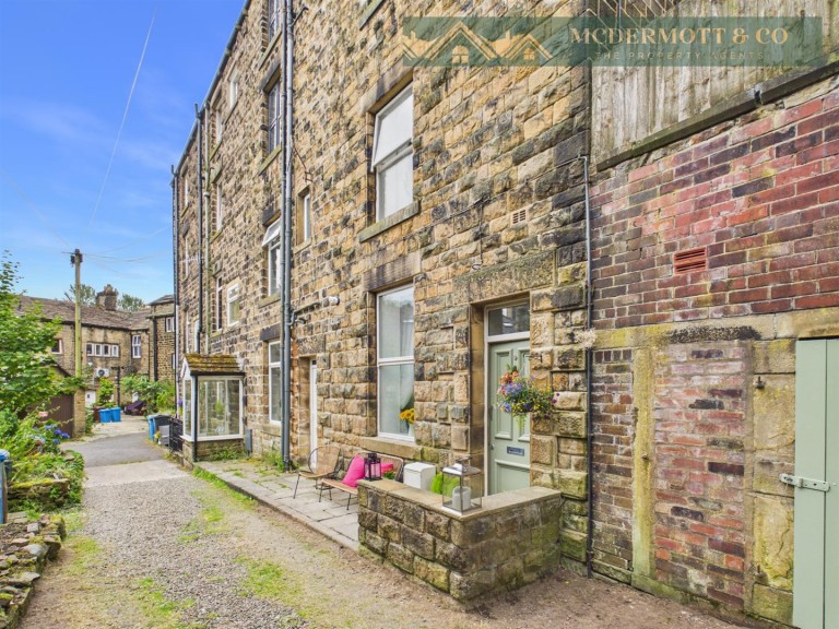 Green Lane, Delph, Saddleworth