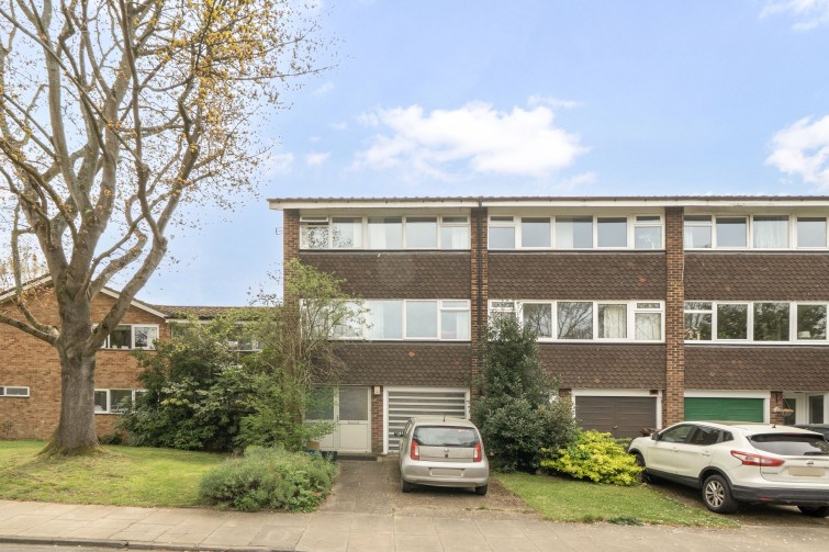 1 Fellbrook, Richmond