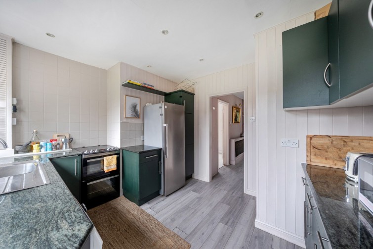 6 Burnell Avenue, Richmond