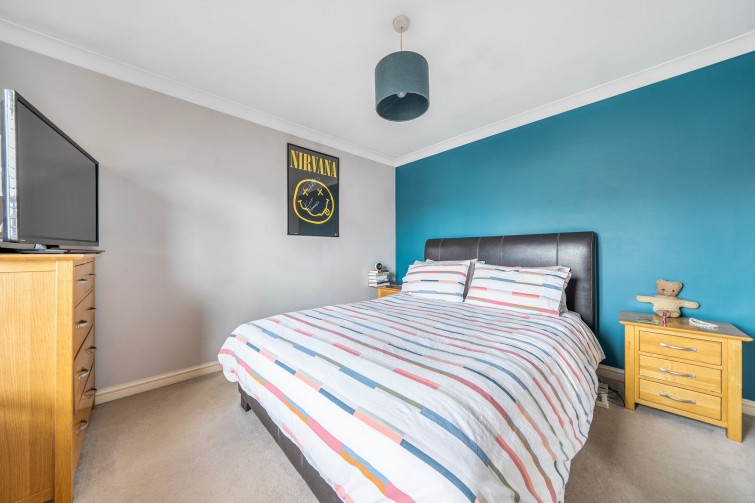 2 Tangmere Grove, Kingston Upon Thames