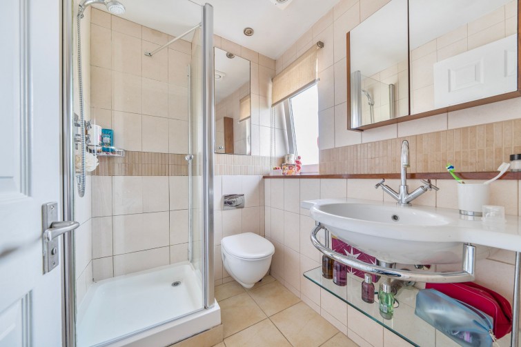 2 Tangmere Grove, Kingston Upon Thames