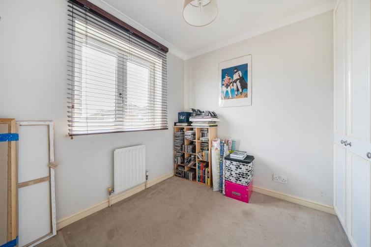 2 Tangmere Grove, Kingston Upon Thames
