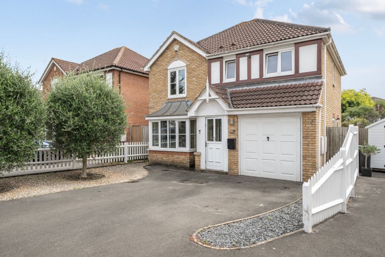 2 Tangmere Grove, Kingston Upon Thames