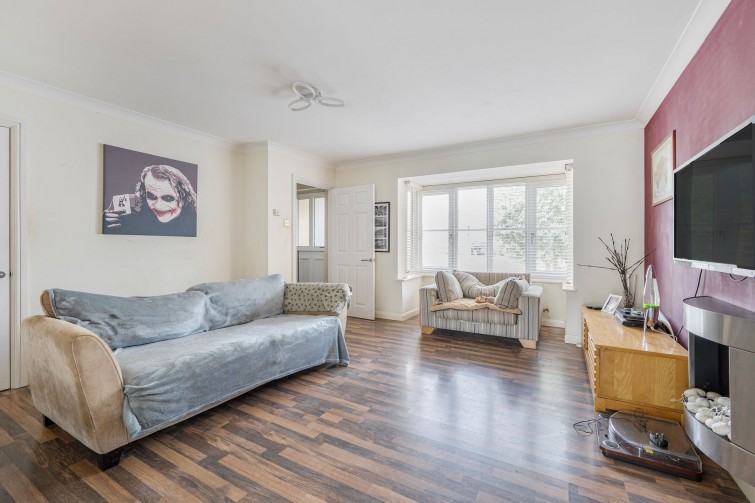 2 Tangmere Grove, Kingston Upon Thames