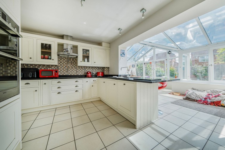 2 Tangmere Grove, Kingston Upon Thames