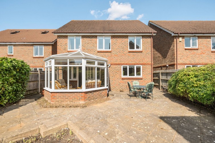 4 Manston Grove, Kingston Upon Thames