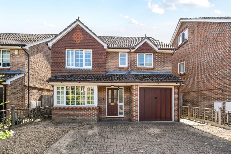 4 Manston Grove, Kingston Upon Thames