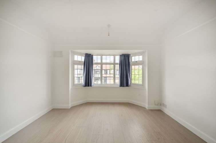 141 Barnfield Avenue, Kingston Upon Thames