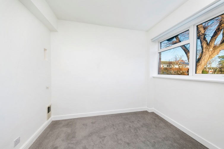 27 Kingfisher Drive, Richmond