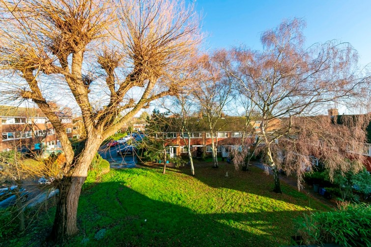 27 Kingfisher Drive, Richmond