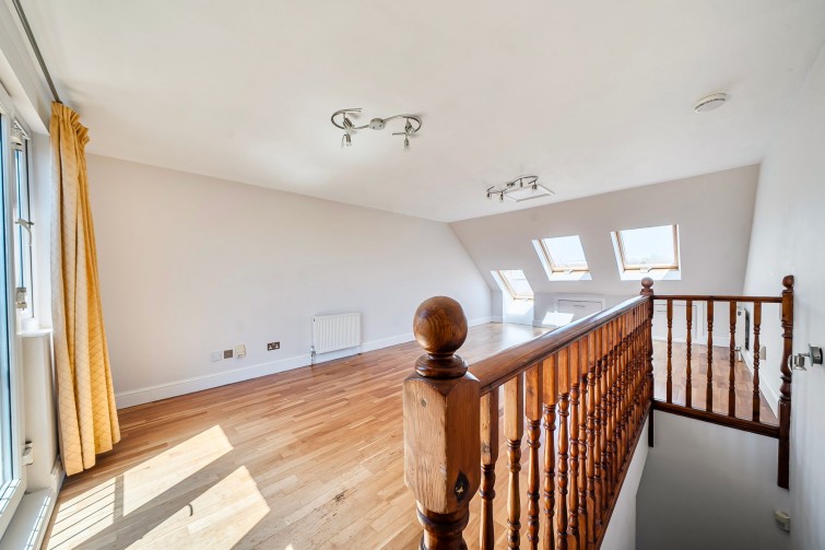 3 Camel Grove, Kingston Upon Thames