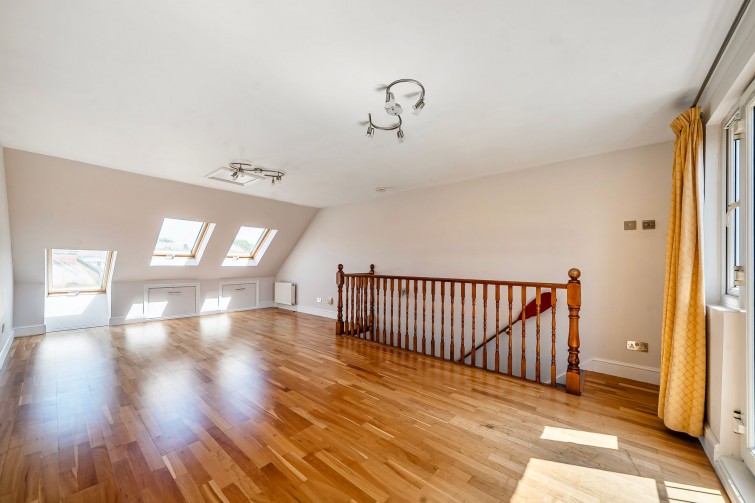 3 Camel Grove, Kingston Upon Thames