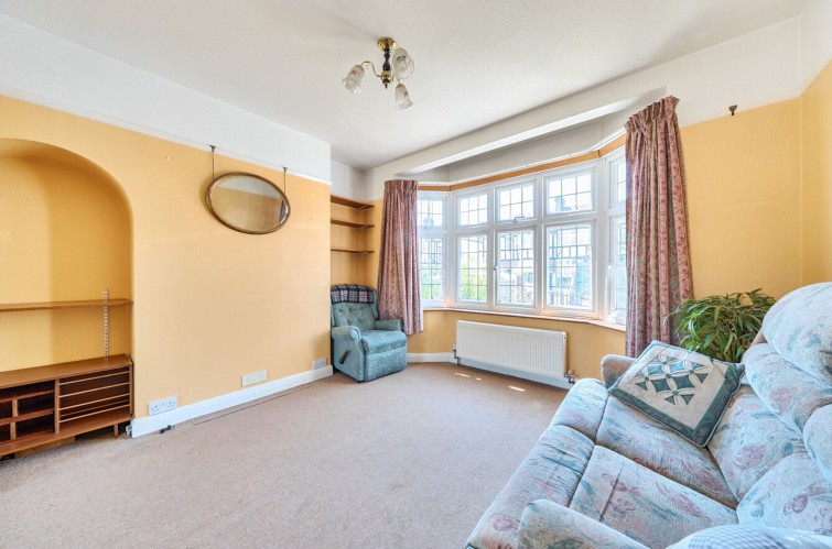 105 Barnfield Avenue, Kingston Upon Thames