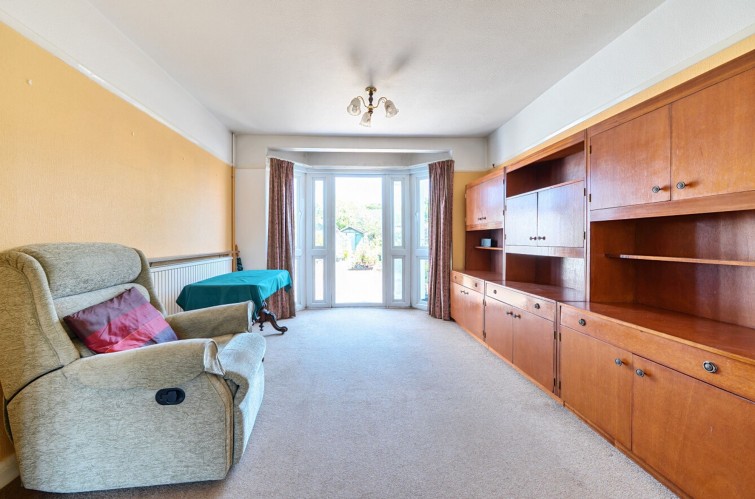 105 Barnfield Avenue, Kingston Upon Thames