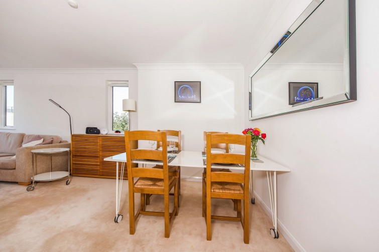 Flat 12, Meadowview Ashburnham Road, Richmond