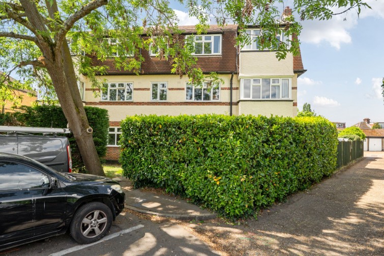 9 Lancaster Close, Kingston Upon Thames