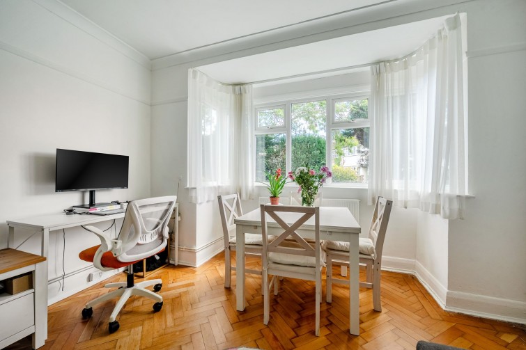 9 Lancaster Close, Kingston Upon Thames