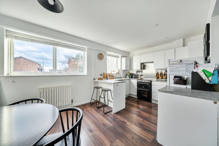 33 Mariner Gardens, Richmond