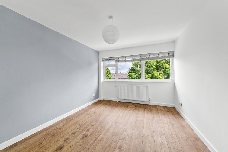 6 Perryfield Way, Richmond