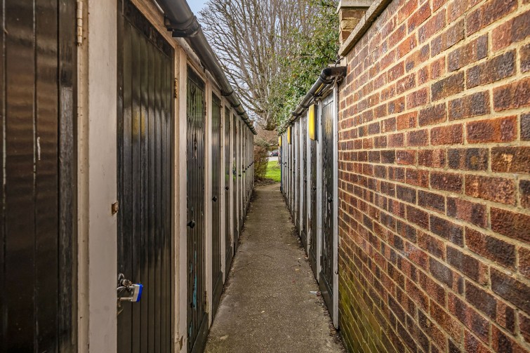 19 Weeks House, 2 Hardwicke Road