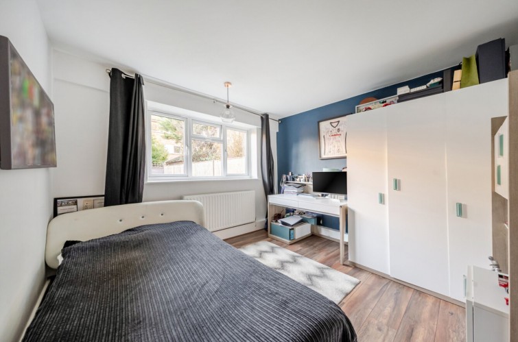 12 Simpson Road, Richmond