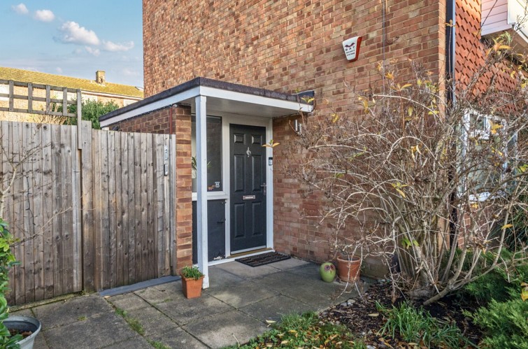 12 Simpson Road, Richmond