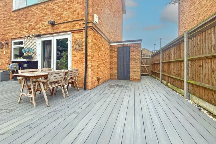 12 Simpson Road, Richmond