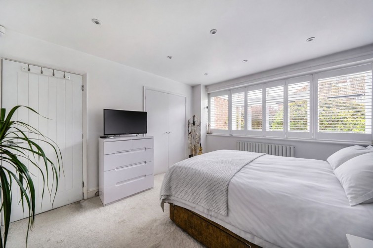 14 Simpson Road, Richmond