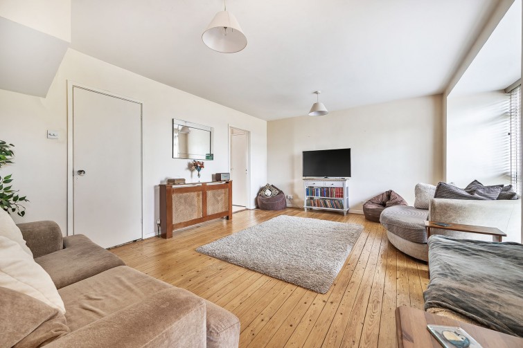 14 St. Richards Court Ashburnham Road, Richmond