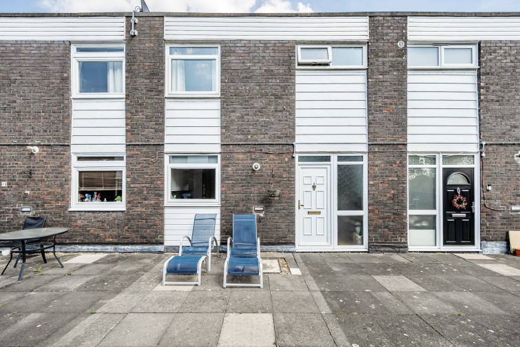14 St. Richards Court Ashburnham Road, Richmond