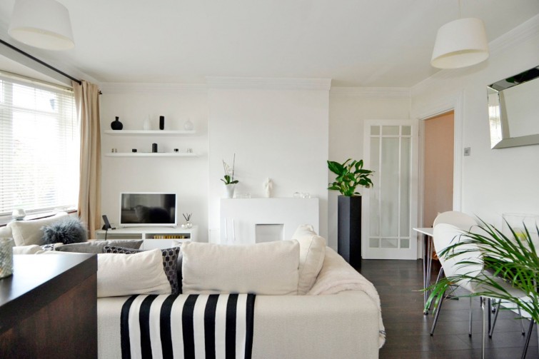 4 Abbotts Mead Craig Road, Richmond
