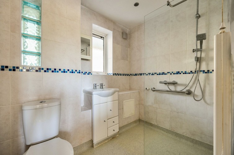 25 Beaufort Court Beaufort Road, Richmond