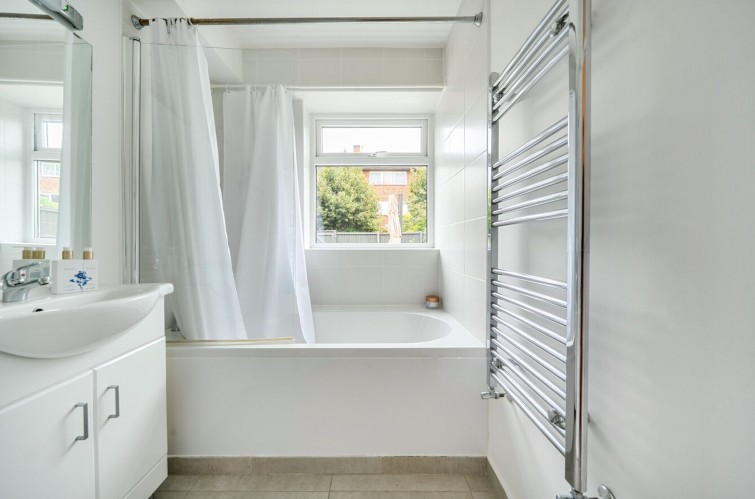 12 Watermill Close, Richmond