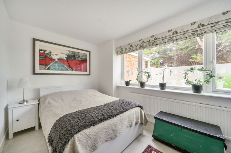 12 Watermill Close, Richmond