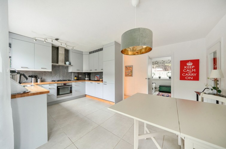 12 Watermill Close, Richmond