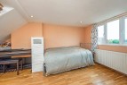 126 Barnfield Avenue, Kingston Upon Thames