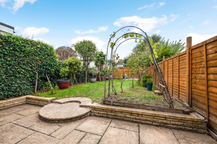 126 Barnfield Avenue, Kingston Upon Thames